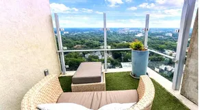 Midtown Atlanta 1BR BeltLine Rooftop Pool LuxePad - Image 5