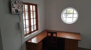 Fama Lodge Rm13 - Image 4
