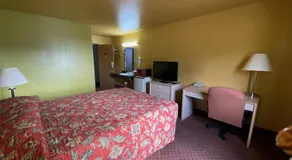 Sunset Inn-Rolla - Image 5