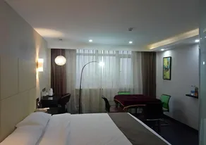 Thank Inn Plus hotel He'nan Zhoukou Chuanhui District Red Star Macalline - Image 4
