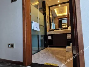 Jinhong International Hotel - Image 4