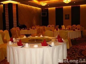 New Seaview International Hotel - Image 5