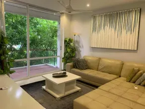 Crown Luxury Apartment 3 Bed Room - Image 3