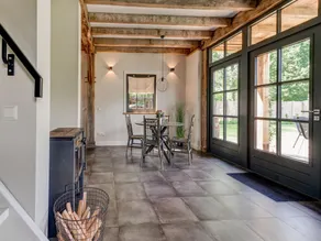 Lush holiday home with a private Hot Tub - Image 3