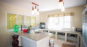 Thararin Villa - Image 5