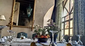 El Palacio de San Benito - Image 4
