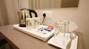 A Square Executive Hotel - Image 5