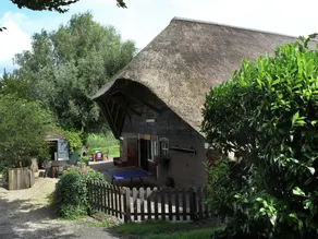 Farmhouse in Oosterwijk by River Linge - Image 4