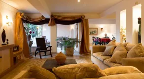 Apartamento com Piscina - Image 2
