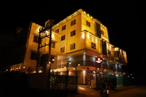 Zubis Inn Hotel - Image 4