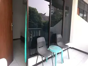 Henny Executive Homestay - Image 2