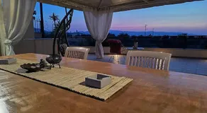Stone Guesthouse - Image 4
