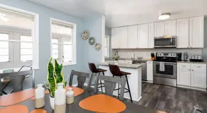3BR home near Heritage Park - Image 3