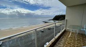 Oceanic 28 On The Beach - Image 3