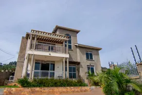 Perfect getaway home - Image 3