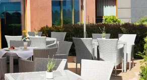 Business Hotel Vega Wrocław - Image 5