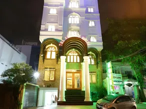 The Airport Hotel - Image 4