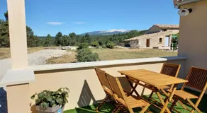 A Ventoux Yourte - Image 4