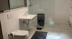 Wohnung zur Langzeitmiete geeignet - Image 5