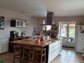 Countryside holiday home with pool - Image 1