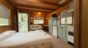 Corowa Caravan Park on the Murray River - Image 2