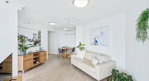 Belle Escapes 710 Elevated CBD getaway with magical views - Image 3