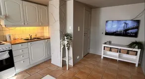 Bright & Central Seawalk Studio - Image 4