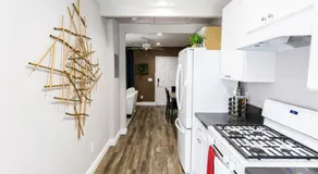 Long Beach Duplex King Bed Pet Friendly Nurses Surgeon Business Travelers Near St Marys Medical Center & Downtown - Image 2