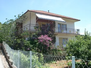 Apartment in Vinisce 100m from the Sea - Image 2