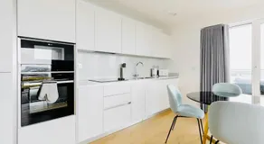 Executive Waterfront Split Penthouse - Image 3
