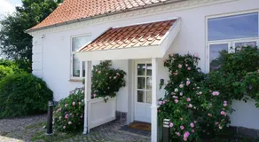 Old Roses Guesthouse - Image 4