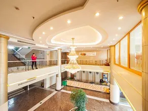 Royal International Hotel - Image 4