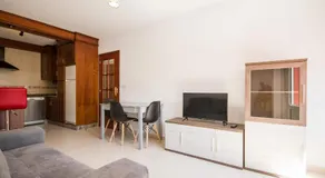 Los Molinos, con terraza - Image 2