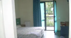 Hotel River - Image 2