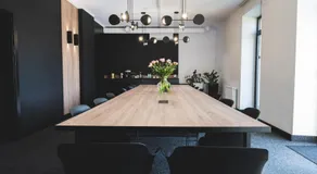 VANTA Business Center - Image 4