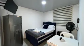 Apartaestudio Vacacional en Girardot, piscinas, Jacuzis, parqueadero para moto - Image 4