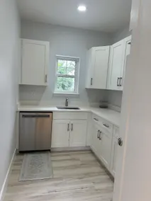 Entire Guest Suite with Elevator near Tysons Corner-Private & Independant - Image 4
