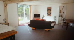 La Canette de Phil - Chambre d'hôtes, Indépendante - Vue sur piscine - Image 2