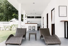 1949 Dreamy Home - Image 3