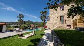 Cruzeiros Guest House, piscina, jacuzi, grupos - Image 4