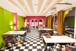 Hotel Mahima Heritage near Fateh Sagar Lake - Image 5