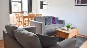 Greenfield House - Image 3