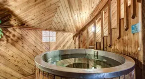 Fireside Inn & Hostel - Image 4