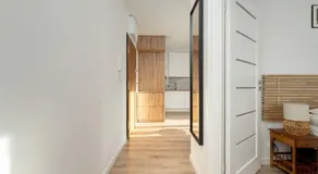Cosy Apartment with Balcony by Noclegi Renters - Image 5