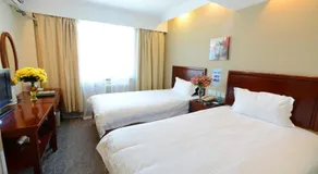 GreenTree Inn Jiangsu Nantong Tongzhou Bus Station Express Hotel - Image 2