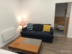 Violet house, furnished high standing studio - Image 2