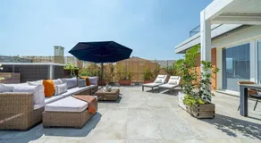 [Via Indipendenza] – Attico di lusso con Piscina - Image 5