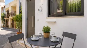 Ble Residence, Stylish Apartment in Central Panormos - Image 5