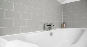 WhiskAwayHomes - Sebright Avenue - Luxury home - Image 5