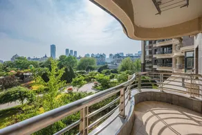 Ultra Clean Landmark Seaview Mansion (Xinghai Square · Forest Zoo · Dalian) - Image 5